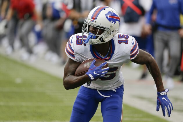 Buffalo Bills wide receiver John Brown (15) runs for a touchdown during the second half of an NFL football game against the New York Jets Sunday, Sept. 8, 2019, in East Rutherford, N.J. The Bills won 17-16. (AP Photo/Seth Wenig)