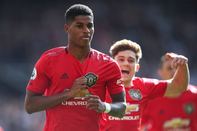 MANCHESTER, ENGLAND - SEPTEMBER 14: Marcus Rashford of Manchester United celebrates after scoring a goal to make it 1-0 during the Premier League match between Manchester United and Leicester City at Old Trafford on September 14, 2019 in Manchester, United Kingdom. (Photo by Robbie Jay Barratt - AMA/Getty Images)
