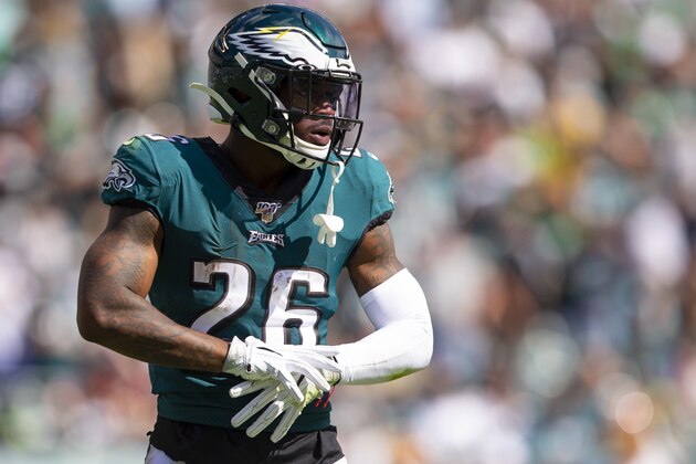 PHILADELPHIA, PA - SEPTEMBER 08: Miles Sanders #26 of the Philadelphia Eagles looks on against the Washington Redskins at Lincoln Financial Field on September 8, 2019 in Philadelphia, Pennsylvania. (Photo by Mitchell Leff/Getty Images)