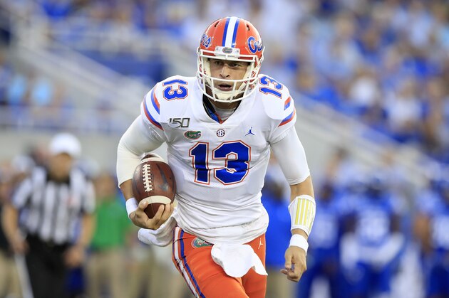 LEXINGTON, KENTUCKY - SEPTEMBER 14:   Feleipe Franks #13 of the Florida Gators against the Kentucky Wildcats at Commonwealth Stadium on September 14, 2019 in Lexington, Kentucky. (Photo by Andy Lyons/Getty Images)