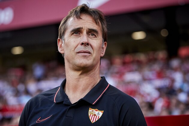 SEVILLE, SPAIN - AUGUST 30: Julen Lopetegui, head coach of Sevilla FC looks on prior to the Liga match between Sevilla FC and RC Celta de Vigo at Estadio Ramon Sanchez Pizjuan on August 30, 2019 in Seville, Spain. (Photo by Quality Sport Images/Getty Images)