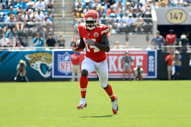 JACKSONVILLE, FLORIDA - SEPTEMBER 08: Sammy Watkins #14 of the Kansas City Chiefs runs toward the goal line during the game against the Jacksonville Jaguars at TIAA Bank Field on September 08, 2019 in Jacksonville, Florida. (Photo by Sam Greenwood/Getty Images)