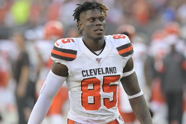 Cleveland Browns tight end David Njoku stands on the field before an NFL preseason football game against the Washington Redskins, Thursday, Aug. 8, 2019, in Cleveland. Cleveland won 30-10. (AP Photo/David Richard)