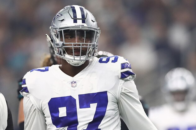ARLINGTON, TX - OCTOBER 14:  Taco Charlton #97 of the Dallas Cowboys at AT&T Stadium on October 14, 2018 in Arlington, Texas.  (Photo by Ronald Martinez/Getty Images)