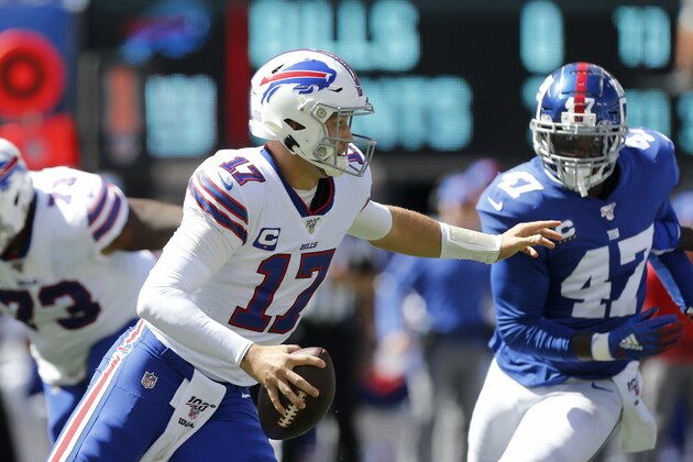 EAST RUTHERFORD, NEW JERSEY - SEPTEMBER 15:   (NEW YORK DAILIES OUT)   Josh Allen #17 of the Buffalo Bills in action against the New York Giants at MetLife Stadium on September 15, 2019 in East Rutherford, New Jersey. (Photo by Jim McIsaac/Getty Images)