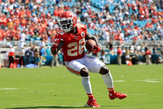 JACKSONVILLE, FLORIDA - SEPTEMBER 08: Damien Williams #26 of the Kansas City Chiefs runs for yardage during the game against the Jacksonville Jaguars at TIAA Bank Field on September 08, 2019 in Jacksonville, Florida. (Photo by Sam Greenwood/Getty Images)