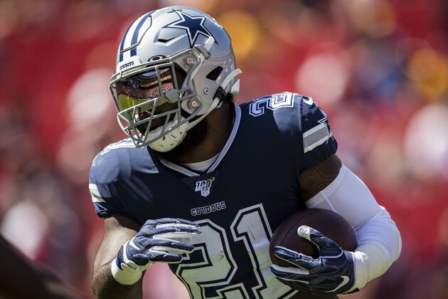 LANDOVER, MD - SEPTEMBER 15: Ezekiel Elliott #21 of the Dallas Cowboys carries the ball before the game against the Washington Redskins at FedExField on September 15, 2019 in Landover, Maryland. (Photo by Scott Taetsch/Getty Images)