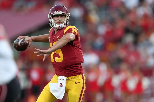 LOS ANGELES, CALIFORNIA - SEPTEMBER 20: Quarterback Matt Fink #19 of the USC Trojans looks to pass against the Utah Utes in the first quarter at Los Angeles Memorial Coliseum on September 20, 2019 in Los Angeles, California. (Photo by Meg Oliphant/Getty Images)