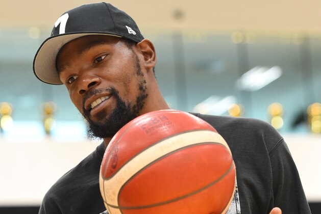 EL SEGUNDO, CA - AUGUST 15: Kevin Durant looks on during 2019 USA Basketball Men's National Team Training Camp at UCLA Health Training Center on August 15, 2019 in El Segundo, California. NOTE TO USER: User expressly acknowledges and agrees that, by downloading and/or using this Photograph, user is consenting to the terms and conditions of the Getty Images License Agreement. Mandatory Copyright Notice: Copyright 2019 NBAE (Photo by Andrew D. Bernstein/NBAE via Getty Images)