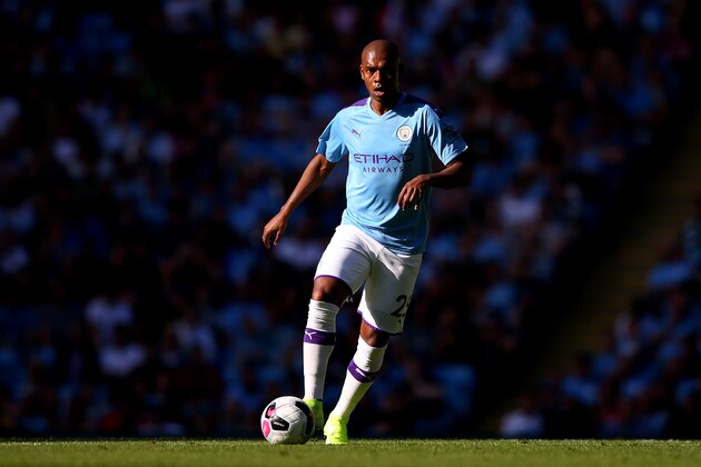 MANCHESTER, ENGLAND - SEPTEMBER 21:  Fernandinho of Manchester City during the Premier League match between Manchester City and Watford FC at Etihad Stadium on September 21, 2019 in Manchester, United Kingdom. (Photo by Alex Livesey/Getty Images)