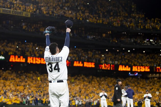 SEATTLE, WA - SEPTEMBER 26: Felix Hernandez #34 of the Seattle Mariners acknowledges cheering fans as he is taken out of the game during his last game with the Seattle Mariners in the sixth inning against the Oakland Athletics at T-Mobile Park on September 26, 2019 in Seattle, Washington. (Photo by Lindsey Wasson/Getty Images) SEATTLE, WA - SEPTEMBER 26: Felix Hernandez #34 of the Seattle Mariners acknowledges cheering fans as he is taken out of the game during his last game with the Seattle Mariners in the sixth inning against the Oakland Athletics at T-Mobile Park on September 26, 2019 in Seattle, Washington. (Photo by Lindsey Wasson/Getty Images)