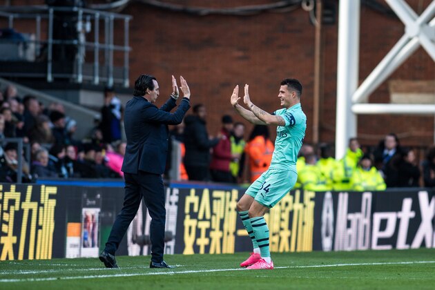 LONDON, ENGLAND - OCTOBER 28: Granit Xhaka, Unai Emery of Arsenal celebrate together with Unai Emery after scoring 1st goal during the Premier League match between Crystal Palace and Arsenal FC at Selhurst Park on October 28, 2018 in London, United Kingdom. (Photo by Sebastian Frej/MB Media/Getty Images)