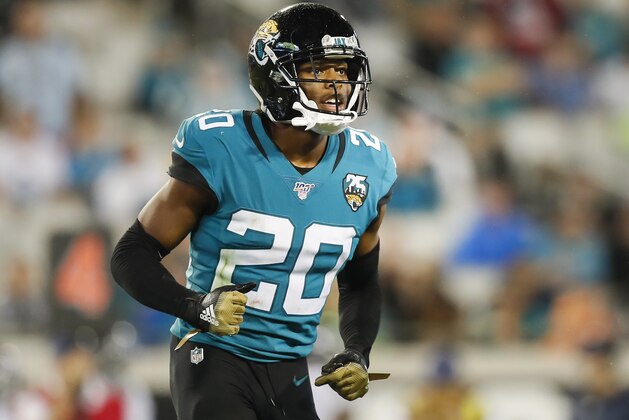 JACKSONVILLE, FLORIDA - SEPTEMBER 19: Jalen Ramsey #20 of the Jacksonville Jaguars looks on during the second quarter of a game against the Tennessee Titans at TIAA Bank Field on September 19, 2019 in Jacksonville, Florida. (Photo by James Gilbert/Getty Images) JACKSONVILLE, FLORIDA - SEPTEMBER 19: Jalen Ramsey #20 of the Jacksonville Jaguars looks on during the second quarter of a game against the Tennessee Titans at TIAA Bank Field on September 19, 2019 in Jacksonville, Florida. (Photo by James Gilbert/Getty Images)