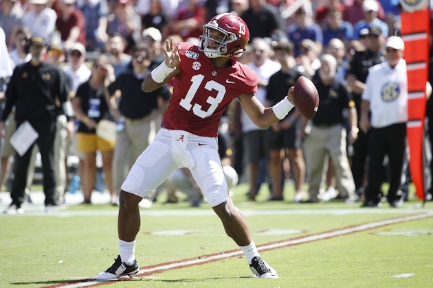TUSCALOOSA, AL - SEPTEMBER 21: Tua Tagovailoa #13 of the Alabama Crimson Tide throws a pass in the first quarter against the Southern Mississippi Golden Eagles at Bryant-Denny Stadium on September 21, 2019 in Tuscaloosa, Alabama. (Photo by Joe Robbins/Getty Images)
