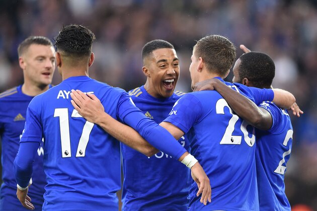 LEICESTER, ENGLAND - SEPTEMBER 29: Dennis Praet of Leicester City celebrates his team's third goal with Youri Tielemans and teammates   during the Premier League match between Leicester City and Newcastle United at The King Power Stadium on September 29, 2019 in Leicester, United Kingdom. (Photo by Nathan Stirk/Getty Images)