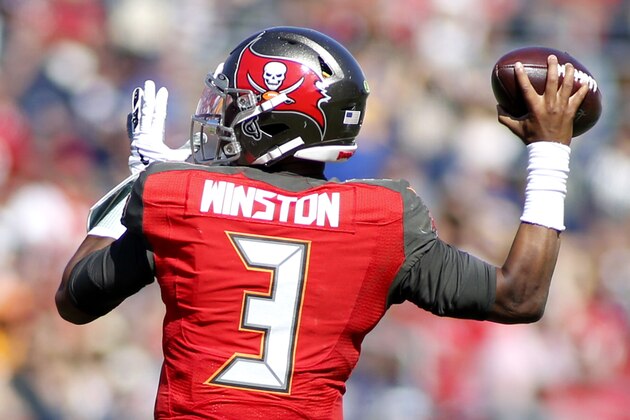 LOS ANGELES, CALIFORNIA - SEPTEMBER 29:  Quarterback Jameis Winston #3 of the Tampa Bay Buccaneers drops back to pass the ball during the second quarter against the Los Angeles Rams at Los Angeles Memorial Coliseum on September 29, 2019 in Los Angeles, California. (Photo by Katharine Lotze/Getty Images)