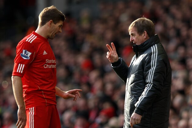 LIVERPOOL, ENGLAND - JANUARY 28:  Liverpool Manager Kenny Dalglish gives orders to Steven Gerrard during the FA Cup Fourth Round match between Liverpool and Manchester United at Anfield on January 28, 2012 in Liverpool, England.  (Photo by Alex Livesey/Getty Images)
