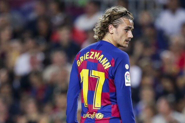 BARCELONA, SPAIN - AUGUST 25: Antoine Griezmann of FC Barcelona during the La Liga Santander  match between FC Barcelona v Real Betis Sevilla at the Camp Nou on August 25, 2019 in Barcelona Spain (Photo by David S. Bustamante/Soccrates/Getty Images)