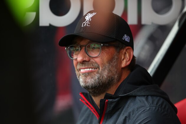 SHEFFIELD, ENGLAND - SEPTEMBER 28: Jurgen Klopp the head coach / manager of Liverpool  during the Premier League match between Sheffield United and Liverpool FC at Bramall Lane on September 28, 2019 in Sheffield, United Kingdom. (Photo by Robbie Jay Barratt - AMA/Getty Images)