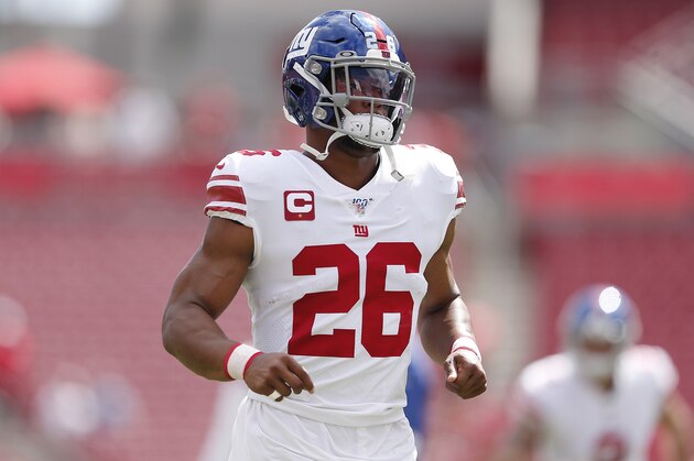 TAMPA, FLORIDA - SEPTEMBER 22:  Saquon Barkley #26 of the New York Giants warms up prior to the game at Raymond James Stadium on September 22, 2019 in Tampa, Florida. (Photo by Michael Reaves/Getty Images)