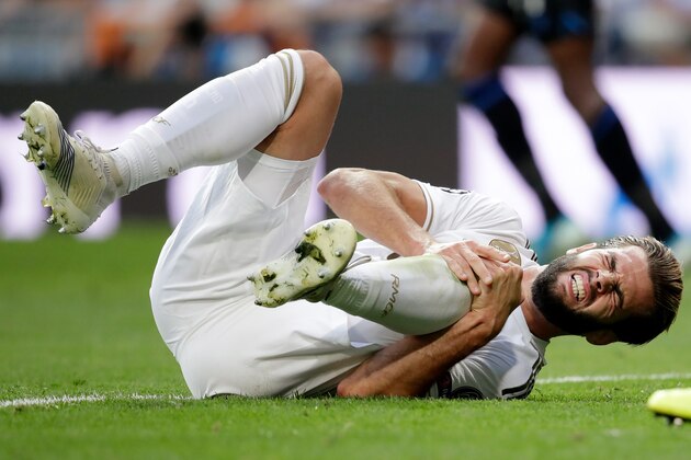 MADRID, SPAIN - OCTOBER 1: Nacho of Real Madrid during the UEFA Champions League match between Real Madrid v Club Brugge at the Santiago Bernabeu on October 1, 2019 in Madrid Spain (Photo by David S. Bustamante/Soccrates/Getty Images) MADRID, SPAIN - OCTOBER 1: Nacho of Real Madrid during the UEFA Champions League match between Real Madrid v Club Brugge at the Santiago Bernabeu on October 1, 2019 in Madrid Spain (Photo by David S. Bustamante/Soccrates/Getty Images)