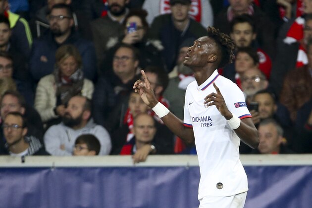 LILLE, FRANCE - OCTOBER 2: Tammy Abraham of Chelsea celebrates his goal during the UEFA Champions League group H match between Lille OSC and Chelsea FC at Stade Pierre Mauroy on October 2, 2019 in Lille, France. (Photo by Jean Catuffe/Getty Images)
