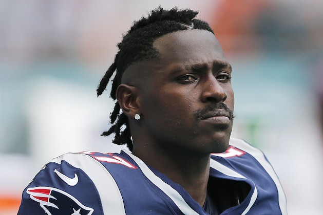 MIAMI, FLORIDA - SEPTEMBER 15:  Antonio Brown #17 of the New England Patriots looks on against the Miami Dolphins during the fourth quarter at Hard Rock Stadium on September 15, 2019 in Miami, Florida. (Photo by Michael Reaves/Getty Images)