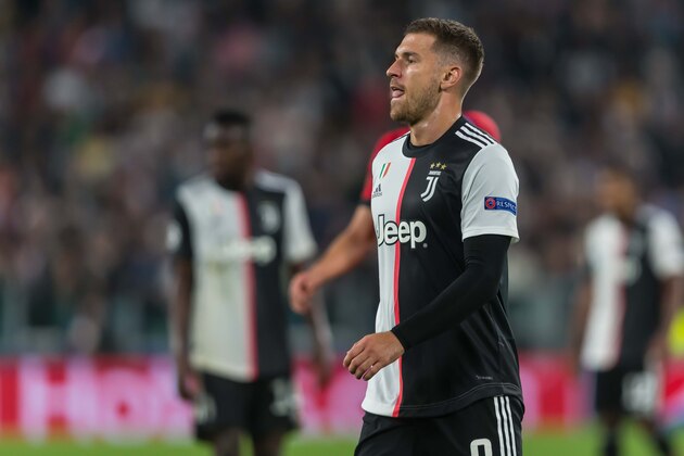 TURIN, ITALY - OCTOBER 01: Aaron Ramsey of Juventus Turin looks on during the UEFA Champions League group D match between Juventus and Bayer Leverkusen at Juventus Arena on October 1, 2019 in Turin, Italy. (Photo by TF-Images/Getty Images)