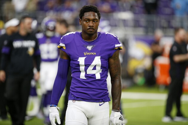 Vikings' Stefon Diggs' Playing Status vs. Giants Uncertain Amid Trade Rumors