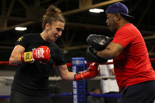 DETROIT, MICHIGAN - OCTOBER 02: Ivana Habazin of Croatia works out with her trainer Bashir Ali during a pre fight workout at Downtown Boxing Gym on October 02, 2019 in Detroit, Michigan. (Photo by Gregory Shamus/Getty Images)