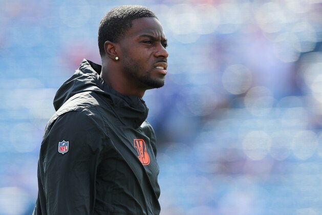 ORCHARD PARK, NY - SEPTEMBER 22:  A.J. Green #18 of the Cincinnati Bengals on the field before a game against the Buffalo Bills at New Era Field on September 22, 2019 in Orchard Park, New York.  (Photo by Timothy Ludwig/Getty Images)