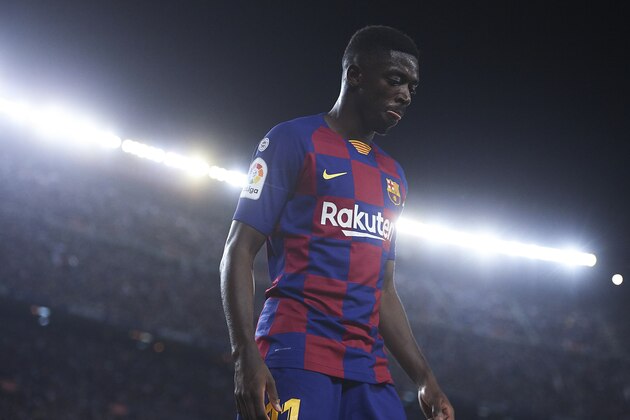 BARCELONA, SPAIN - OCTOBER 06: Ousmane Dembele of FC Barcelona looks on during the Liga match between FC Barcelona and Sevilla FC at Camp Nou on October 06, 2019 in Barcelona, Spain. (Photo by Aitor Alcalde/Getty Images)