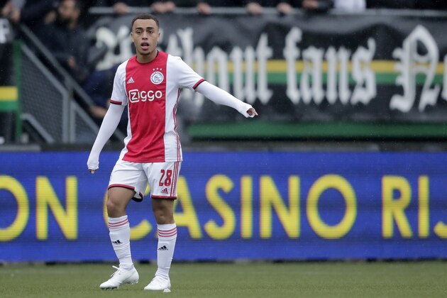 DEN HAAG, NETHERLANDS - OCTOBER 6: Sergino Dest of Ajax  during the Dutch Eredivisie  match between ADO Den Haag v Ajax at the Cars Jeans Stadium on October 6, 2019 in Den Haag Netherlands (Photo by Angelo Blankespoor/Soccrates/Getty Images)
