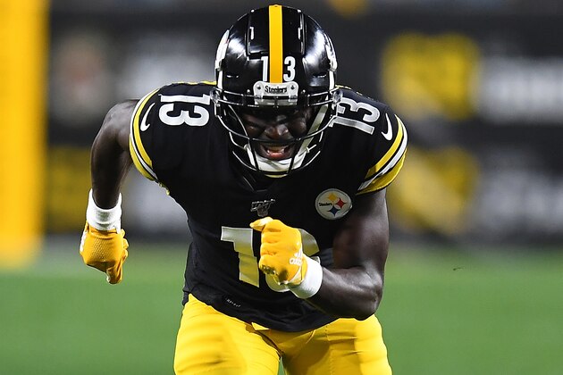 PITTSBURGH, PA - SEPTEMBER 30:  James Washington #13 of the Pittsburgh Steelers in action during the game against the Cincinnati Bengals at Heinz Field on September 30, 2019 in Pittsburgh, Pennsylvania. (Photo by Joe Sargent/Getty Images)