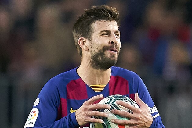 BARCELONA, SPAIN - OCTOBER 06: Gerard Pique of FC Barcelona reacts during the Liga match between FC Barcelona and Sevilla FC at Camp Nou on October 06, 2019 in Barcelona, Spain. (Photo by Quality Sport Images/Getty Images)