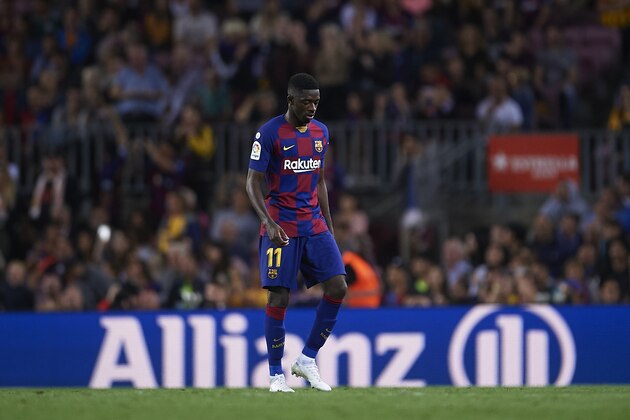 BARCELONA, SPAIN - OCTOBER 06: Ousmane Dembele of FC Barcelona is sent of the pitch after a double yellow card during the Liga match between FC Barcelona and Sevilla FC at Camp Nou on October 06, 2019 in Barcelona, Spain. (Photo by Aitor Alcalde/Getty Images)