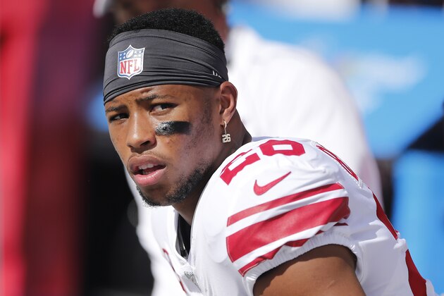 TAMPA, FLORIDA - SEPTEMBER 22:  Saquon Barkley #26 of the New York Giants looks on prior to the game at Raymond James Stadium on September 22, 2019 in Tampa, Florida. (Photo by Michael Reaves/Getty Images)