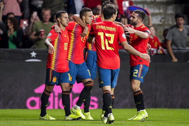 GIJON, SPAIN - SEPTEMBER 8: (L-R) Thiago Alcantara of Spain, Rodrigo of Spain, Mikel Oyarzabal of Spain celebrates goal 3-0 during the  EURO Qualifier match between Spain  v Faroe Islands  at the El Molinon on September 8, 2019 in Gijon Spain (Photo by David S. Bustamante/Soccrates/Getty Images)