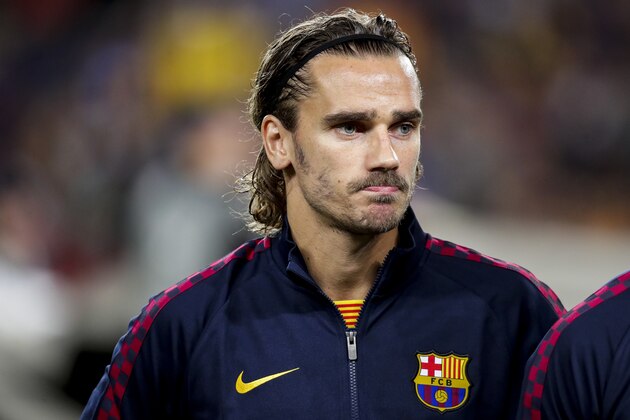 BARCELONA, SPAIN - OCTOBER 2: Antoine Griezmann of FC Barcelona during the UEFA Champions League  match between FC Barcelona v Internazionale at the Camp Nou on October 2, 2019 in Barcelona Spain (Photo by David S. Bustamante/Soccrates/Getty Images)