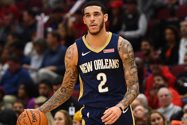CHICAGO, ILLINOIS - OCTOBER 09:  Lonzo Ball #2 of the New Orleans Pelicans handles the ball during a preseason game against the Chicago Bulls at the United Center on October 09, 2019 in Chicago, Illinois. NOTE TO USER: User expressly acknowledges and agrees that, by downloading and or using this photograph, User is consenting to the terms and conditions of the Getty Images License Agreement. (Photo by Stacy Revere/Getty Images)