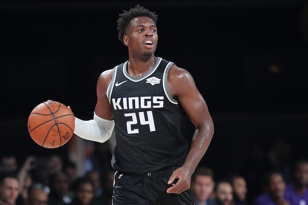 MUMBAI, INDIA - OCTOBER 5: Buddy Hield #24 of the Sacramento Kings handles the ball against the Indiana Pacers on October 5, 2019 at NSCI Dome in Mumbai, India. NOTE TO USER: User expressly acknowledges and agrees that, by downloading and or using this photograph, User is consenting to the terms and conditions of the Getty Images License Agreement. Mandatory Copyright Notice: Copyright 2019 NBAE (Photo by Jeff Haynes/NBAE via Getty Images)