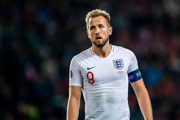 PRAGUE, CZECH REPUBLIC - OCTOBER 11: Harry Kane of England reacts during the UEFA Euro 2020 qualifier between Czech Republic and England at Eden Arena on October 11, 2019 in Prague.  (Photo by Thomas Eisenhuth/Getty Images)