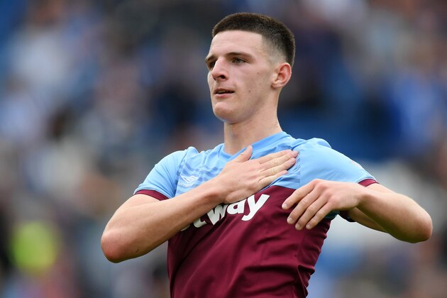 BRIGHTON, ENGLAND - AUGUST 17: Declan Rice of West Ham United celebrates following his sides draw in the Premier League match between Brighton & Hove Albion and West Ham United at American Express Community Stadium on August 17, 2019 in Brighton, United Kingdom. (Photo by Mike Hewitt/Getty Images)