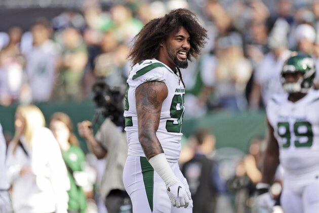 New York Jets' Leonard Williams warms-up before an NFL football game against the Dallas Cowboys, Sunday, Oct. 13, 2019, in East Rutherford, N.J. (AP Photo/Adam Hunger)