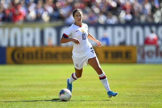 CHICAGO, ILLINOIS - OCTOBER 06:  Carli Lloyd #10 of the U.S. Women's National Team controls the ball during the World Cup Victory Tour game against South Korea at Soldier Field on October 06, 2019 in Chicago, Illinois. (Photo by Stacy Revere/Getty Images)