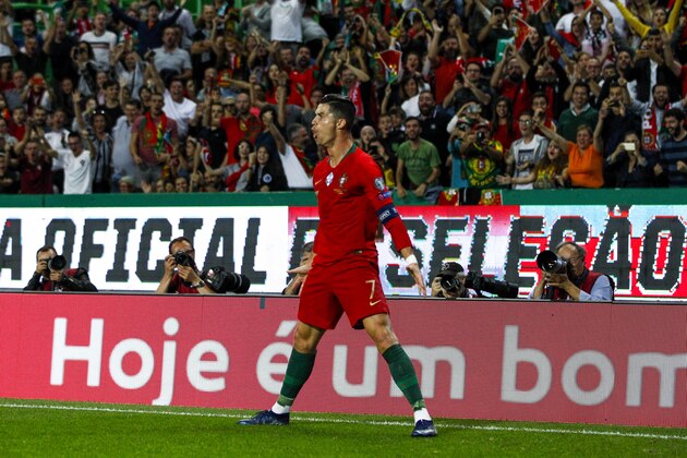 LISBOA, PORTUGAL - OCTOBER 11: Cristiano Ronaldo of Portugal celebrates goal 2-0 during the  UEFA Nations league match between Portugal  v Luxembourg  at the Estádio José Alvalade (Lisboa) on October 11, 2019 in Lisboa Portugal (Photo by David S. Bustamante/Soccrates/Getty Images)