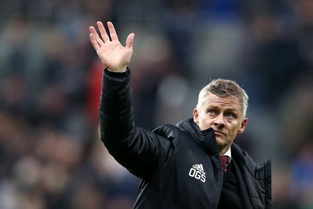 NEWCASTLE UPON TYNE, ENGLAND - OCTOBER 06: Ole Gunnar Solskjaer, Manager of Manchester United waves to the fans at full-time after the Premier League match between Newcastle United and Manchester United at St. James Park on October 06, 2019 in Newcastle upon Tyne, United Kingdom. (Photo by Jan Kruger/Getty Images)