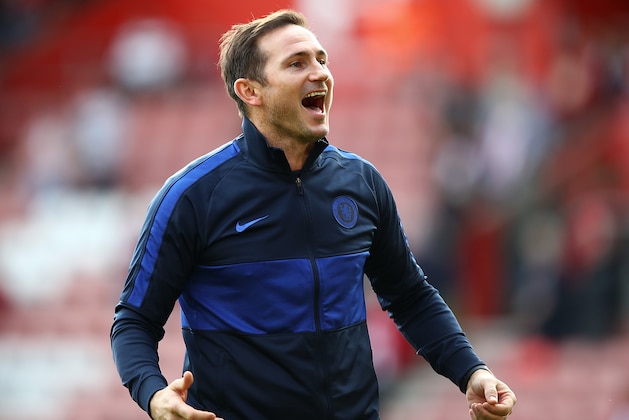 SOUTHAMPTON, ENGLAND - OCTOBER 06:  Frank Lampard manager of Chelsea celebrates victory after the Premier League match between Southampton FC and Chelsea FC at St Mary's Stadium on October 06, 2019 in Southampton, United Kingdom. (Photo by Julian Finney/Getty Images)