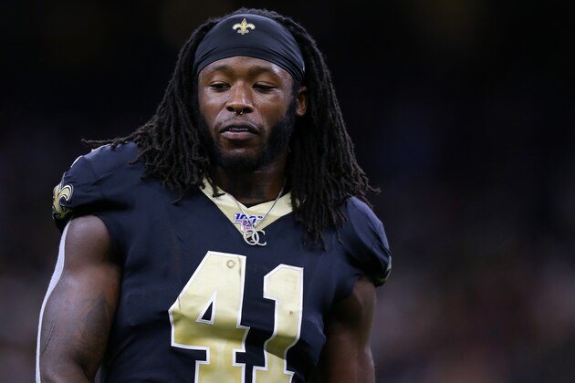 NEW ORLEANS, LOUISIANA - OCTOBER 06: Alvin Kamara #41 of the New Orleans Saints reacts during a game against the Tampa Bay Buccaneers at the Mercedes Benz Superdome on October 06, 2019 in New Orleans, Louisiana. (Photo by Jonathan Bachman/Getty Images) NEW ORLEANS, LOUISIANA - OCTOBER 06: Alvin Kamara #41 of the New Orleans Saints reacts during a game against the Tampa Bay Buccaneers at the Mercedes Benz Superdome on October 06, 2019 in New Orleans, Louisiana. (Photo by Jonathan Bachman/Getty Images)