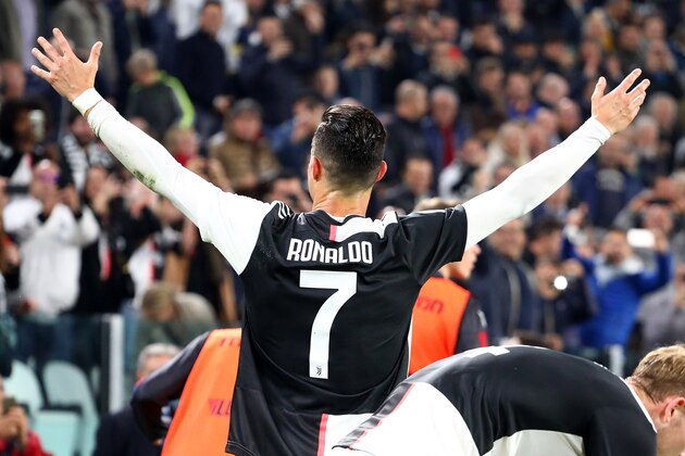 TURIN, ITALY - OCTOBER 19: Cristiano Ronaldo of Juventus FC celebrates after scoring the opening goal during the Serie A match between Juventus and Bologna FC at Allianz Stadium on October 19, 2019 in Turin, Italy. (Photo by Marco Luzzani/Getty Images)